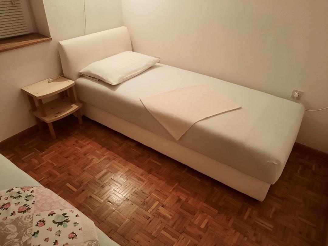 Holiday Home Villa Marin Stanici Kültér fotó